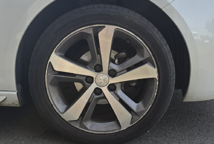 Peugeot 308 1.2 PURETECH 110 S&S STYLE