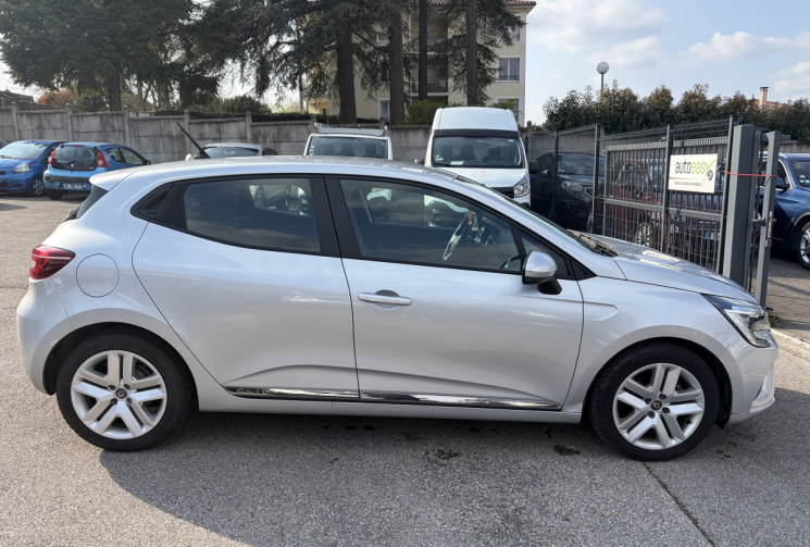 Renault Clio V / 1.6 E-TECH / 140 CH / BUSINESS
