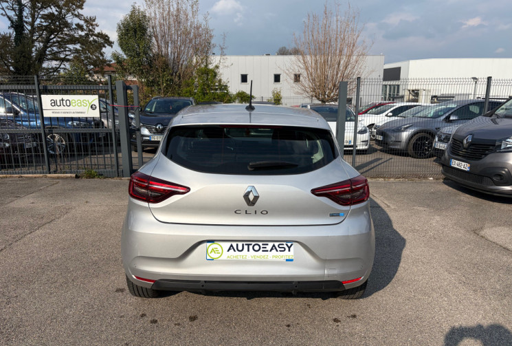 Renault Clio V / 1.6 E-TECH / 140 CH / BUSINESS