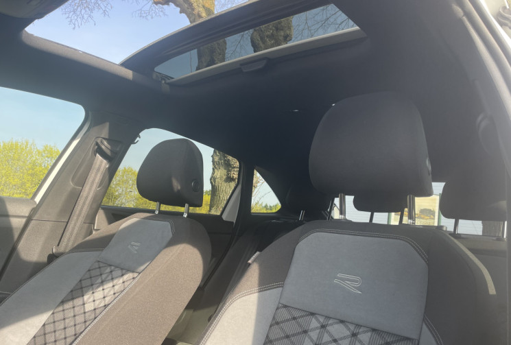 Volkswagen Taigo  1.5 TSI DSG7 R-LINE 150 / 1ERE MAIN /  GARANTIE CONSTRUCTEUR