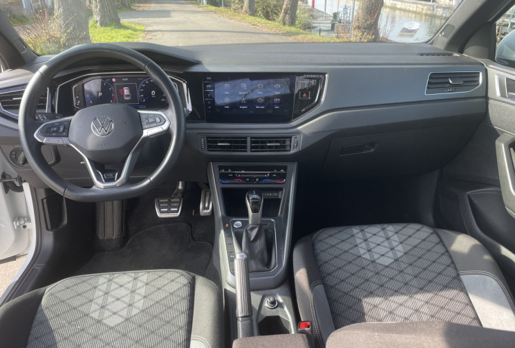 Volkswagen Taigo  1.5 TSI DSG7 R-LINE 150 / 1ERE MAIN /  GARANTIE CONSTRUCTEUR