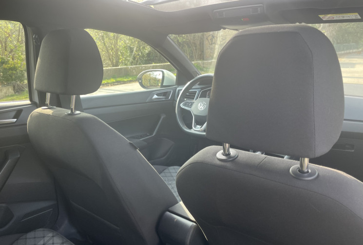 Volkswagen Taigo  1.5 TSI DSG7 R-LINE 150 / 1ERE MAIN /  GARANTIE CONSTRUCTEUR