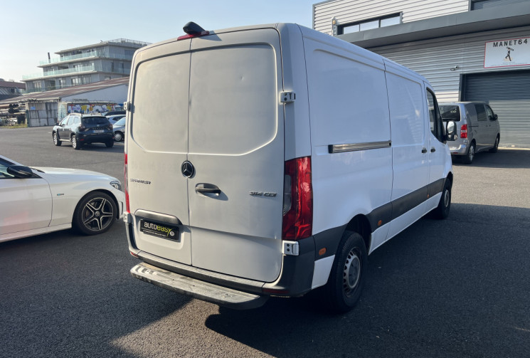 Mercedes Sprinter 314 cdi 143 ch L2H1 / CARPLAY / CAMERA DE RECUL / Révision MERECEDES OK / CARPLAY