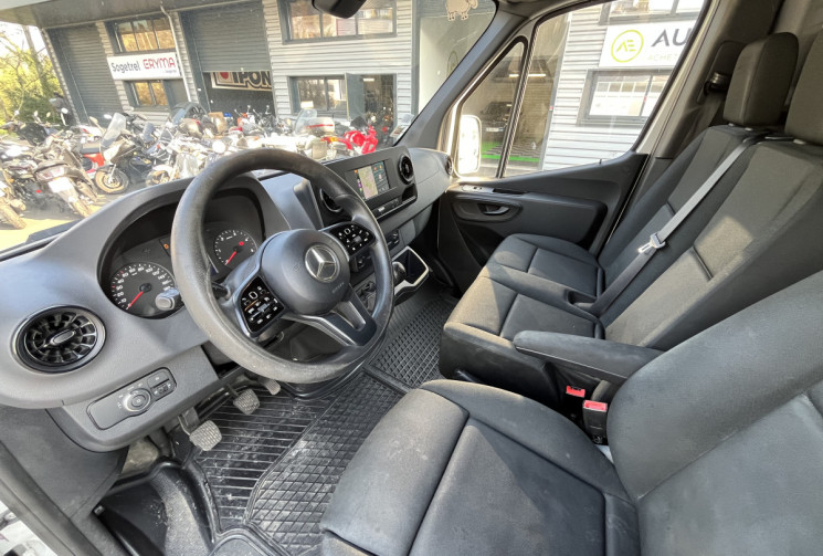 Mercedes Sprinter 314 cdi 143 ch L2H1 / CARPLAY / CAMERA DE RECUL / Révision MERECEDES OK / CARPLAY