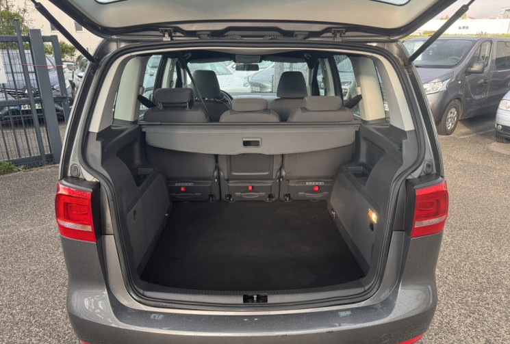 Volkswagen Touran 1.6 TDI / 105 CH / TRENDLINE / DISTRIB OK MARS 26 