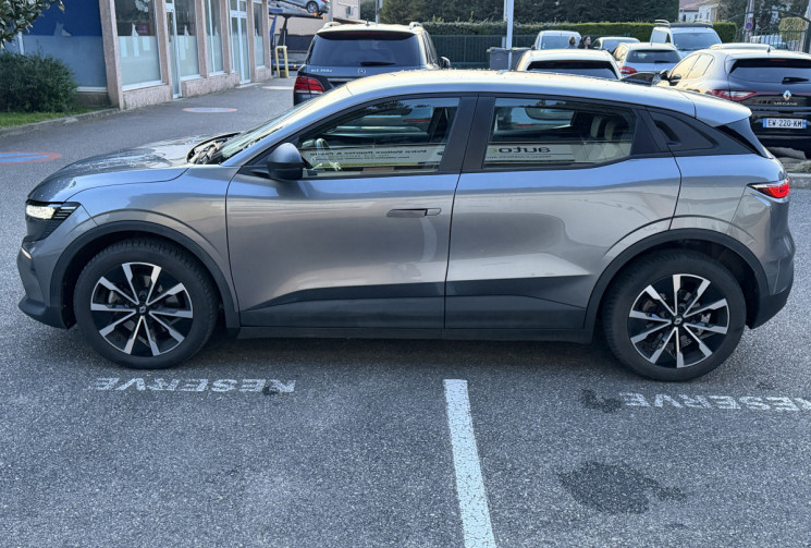 Renault Megane E-Tech Electric EV60 130 ch Evolution ER optimum charge / Suivi Renault / 1ère main