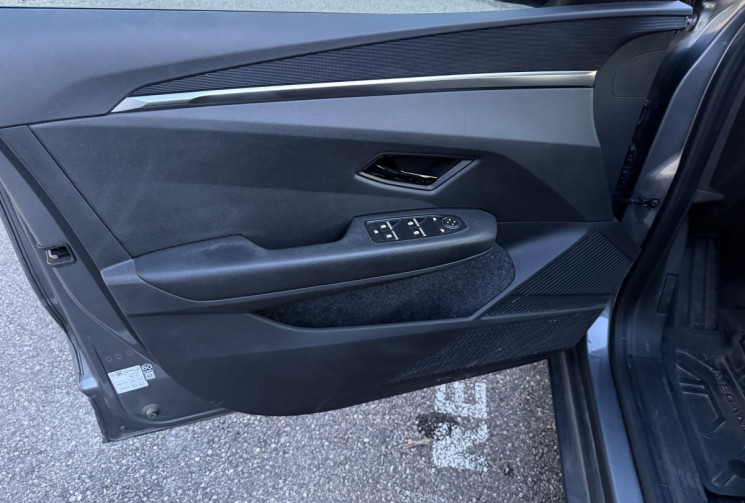 Renault Megane E-Tech Electric EV60 130 ch Evolution ER optimum charge / Suivi Renault / 1ère main