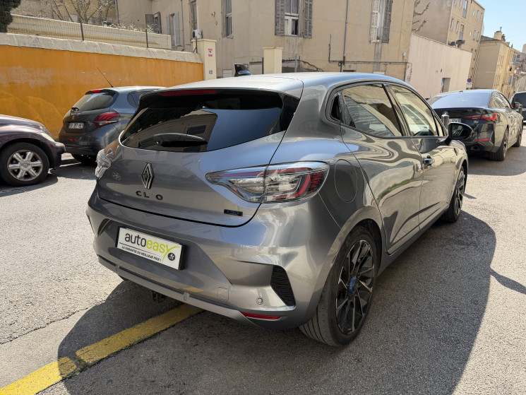 Renault Clio RENAULT CLIO 1.6 E-TECH 145 / ESPRIT ALPINE / HYBRID / ATTELAGE / 