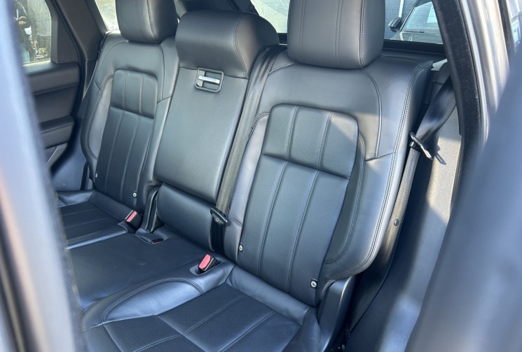 Land-Rover Range Rover Sport II 3.0 SDV6 306 Ch HSE DYNAMIC AUTO * TOIT OUVRANT * SIEGES CHAUFFANTS