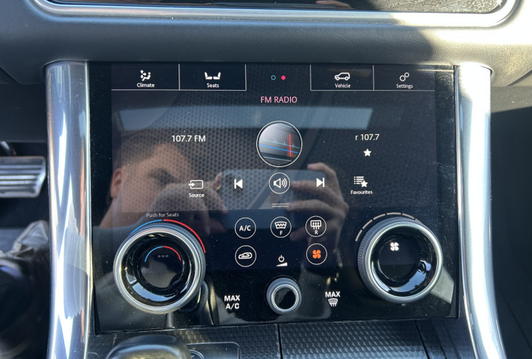 Land-Rover Range Rover Sport II 3.0 SDV6 306 Ch HSE DYNAMIC AUTO * TOIT OUVRANT * SIEGES CHAUFFANTS