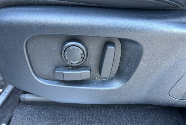 Land-Rover Range Rover Sport II 3.0 SDV6 306 Ch HSE DYNAMIC AUTO * TOIT OUVRANT * SIEGES CHAUFFANTS