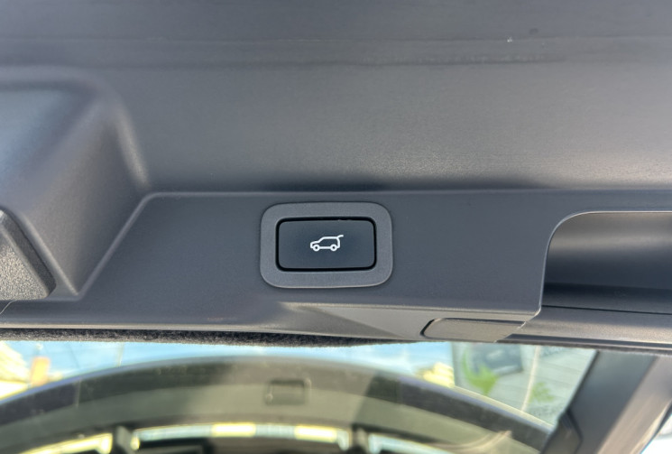 Land-Rover Range Rover Sport II 3.0 SDV6 306 Ch HSE DYNAMIC AUTO * TOIT OUVRANT * SIEGES CHAUFFANTS