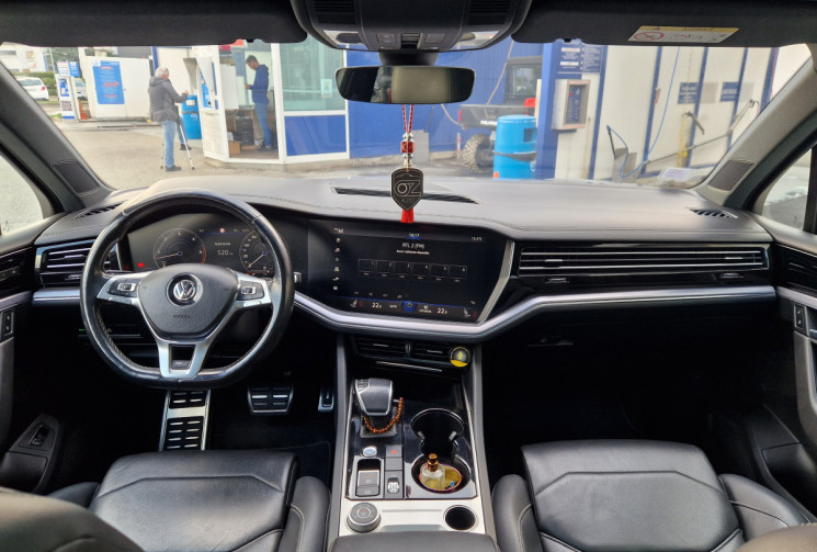 Volkswagen Touareg III 3.0 TDi V6 24V DPF Blue motion Tiptronic 286 cv Boîte auto