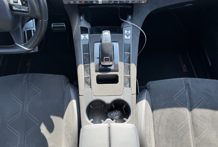 DS DS 7 Crossback BlueHDi 130 ch Performance Line + / 1ère main / Suivi 100% DS / rappel chaîne ok