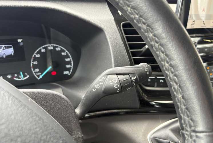 Ford Tourneo Custom 310 L2H1 2.0 TDCi 130 ch Titanium 8 places + équipement Van aménagé 