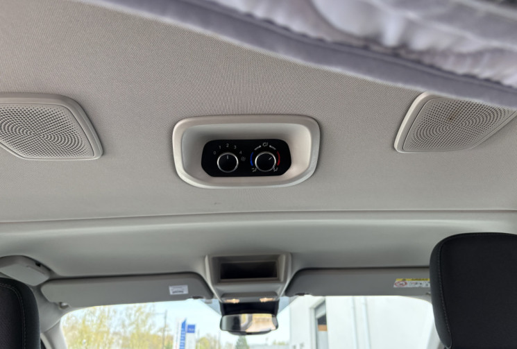 Ford Tourneo Custom 310 L2H1 2.0 TDCi 130 ch Titanium 8 places + équipement Van aménagé 