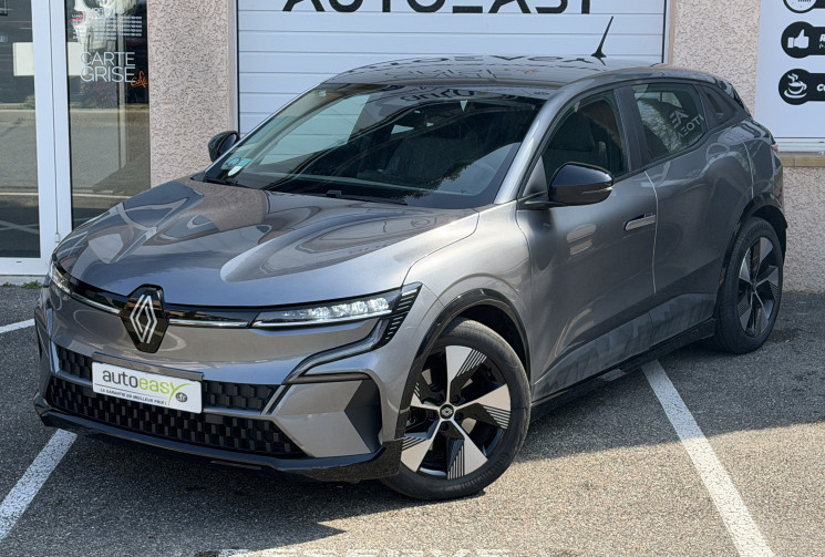 Renault Megane E-Tech EV60 220 ch Equilibre optimum charge / Suivi Renault / 1ère main / SOH 95.8%