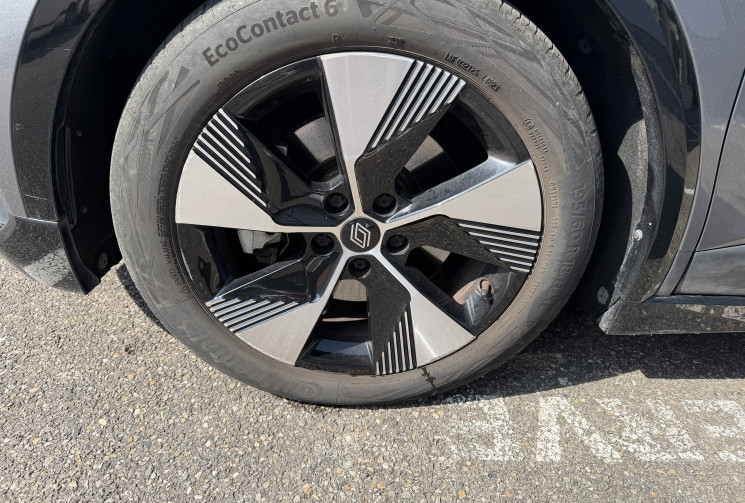 Renault Megane E-Tech EV60 220 ch Equilibre optimum charge / Suivi Renault / 1ère main / SOH 95.8%