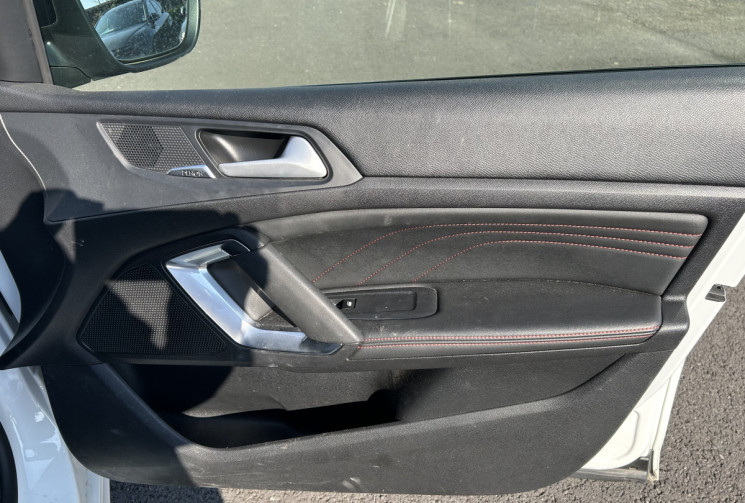 Peugeot 308 GT-Line 1.2 Essence 130cv BVA