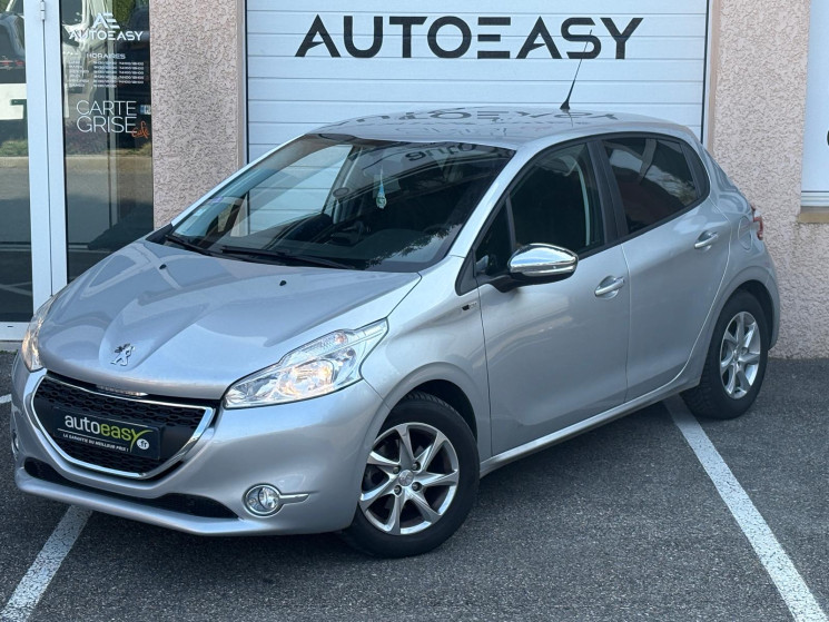 Peugeot 208 1.2 VTi Style 5p / Courroie de distribution neuve