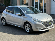 Peugeot 208 1.2 VTi Style 5p / Courroie de distribution neuve