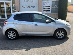 Peugeot 208 1.2 VTi Style 5p / Courroie de distribution neuve