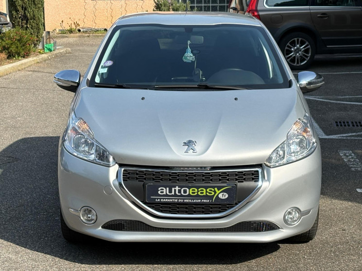 Peugeot 208 1.2 VTi Style 5p / Courroie de distribution neuve