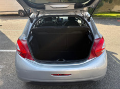 Peugeot 208 1.2 VTi Style 5p / Courroie de distribution neuve