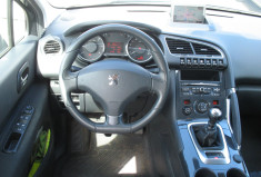 Peugeot 3008 1.6 HDi 112 ALLURE