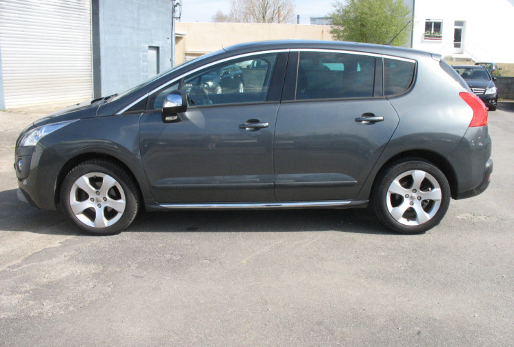 Peugeot 3008 1.6 HDi 112 ALLURE