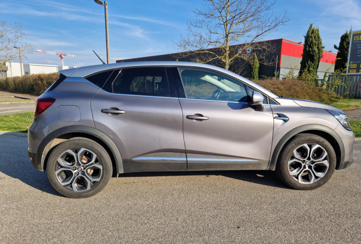 Renault Captur 1.3 TCe 140Ch Mild Hybrid Intens