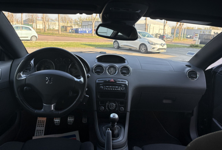 Peugeot RCZ 1.6 THP 156ch (chaine distribution remplacée)