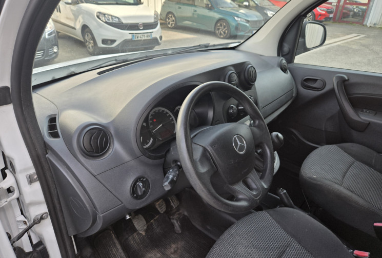 Mercedes CITAN 108 CDI LONG PRO 1.5 dci 75 cv * Bluetooth * Entretien MERCEDES