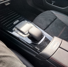 Mercedes Classe A 200 AMG LINE / 163 cv