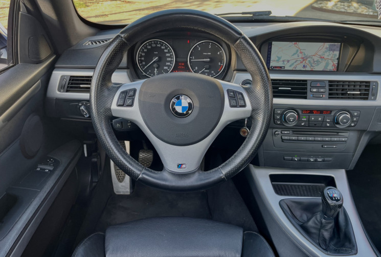 BMW SERIE 3 COUPE E92 LCI 320 xd Pack M SPORT 4X4 / TOIT OUVRANT / SIÈGES ELEC CHAUFFANTS / 320d 