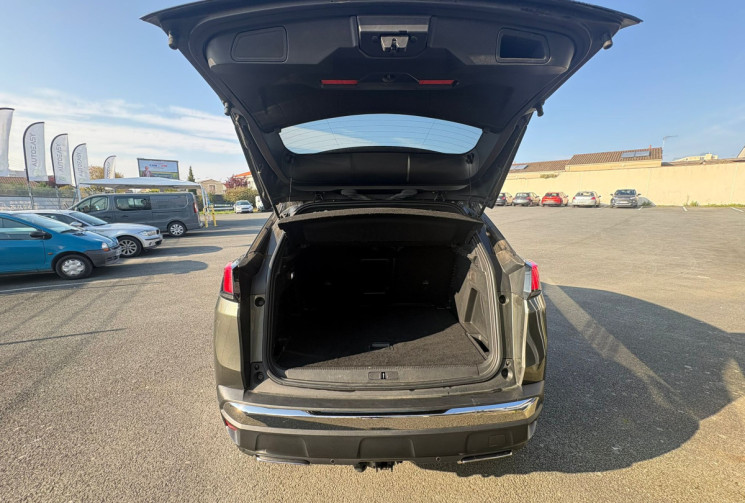 Peugeot 3008 1.6 BLUEHDI 120 GT LINE / AUTOMATIQUE / GPS / GARANTIE 12 MOIS