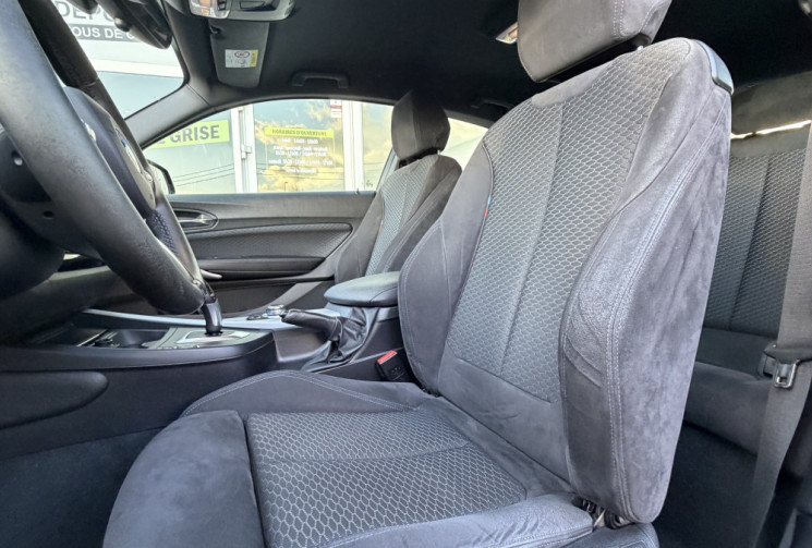 BMW Série 1 (F21) LCI 3 Portes  pack M 118d 2.0 d 16V 150 cv Boîte auto  