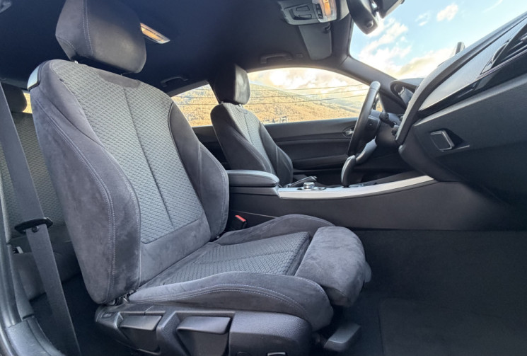 BMW Série 1 (F21) LCI 3 Portes 118d 2.0 d 16V 150 cv Boîte auto  