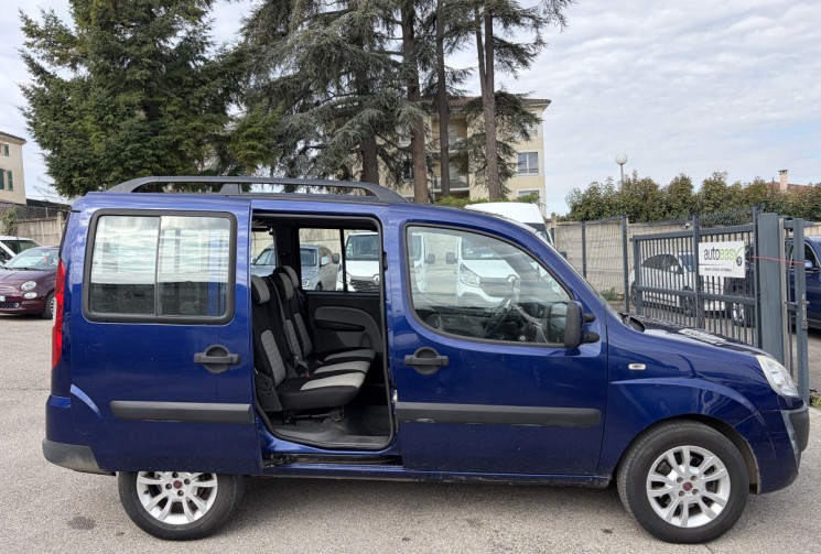 FIAT DOBLO 1.3 D / 84 CH / 7 PLACES 