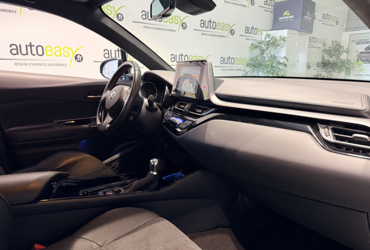 Toyota C-HR 122h GR-Sport 2WD E-CVT MY22 1ERE MAIN