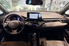 Toyota C-HR 122h GR-Sport 2WD E-CVT MY22 1ERE MAIN