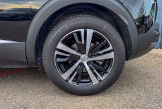 Peugeot 3008 1.6 THP GT EAT8 180 cv Boîte auto Alcantara Sièges chauffants Angles morts 