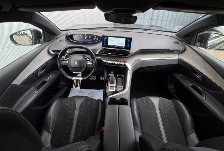 Peugeot 3008 1.6 THP GT EAT8 180 cv Boîte auto Alcantara Sièges chauffants Angles morts 
