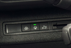 Peugeot 3008 1.6 THP GT EAT8 180 cv Boîte auto Alcantara Sièges chauffants Angles morts 