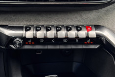 Peugeot 3008 1.6 THP GT EAT8 180 cv Boîte auto Alcantara Sièges chauffants Angles morts 