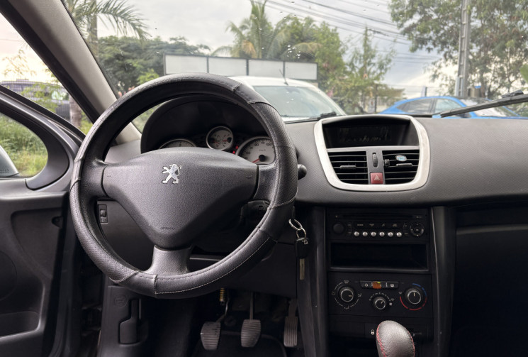 Peugeot 207 1.6 HDi 16V 90 cv