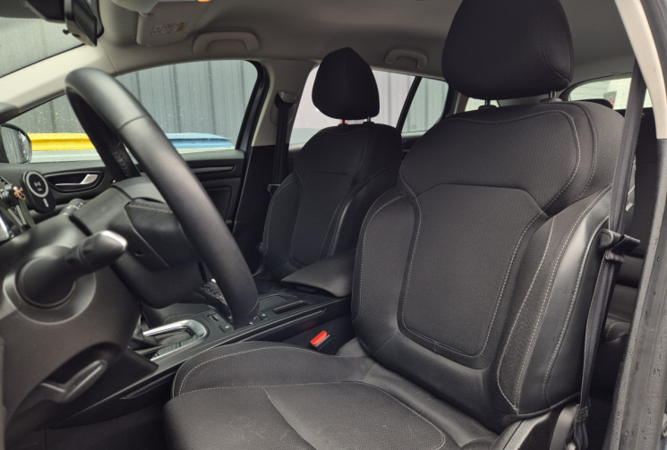 Renault Megane Estate 1.6 E-TECH PLUG-IN 160CH BUSINESS