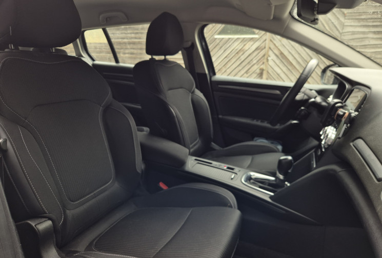 Renault Megane Estate 1.6 E-TECH PLUG-IN 160CH BUSINESS