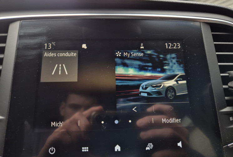 Renault Megane Estate 1.6 E-TECH PLUG-IN 160CH BUSINESS