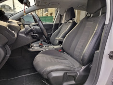 Peugeot 308 Phase II // 1.5 BlueHDi // ALLURE // 130 cv